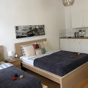 New, Bright Near The Metro! , Вена Австрия