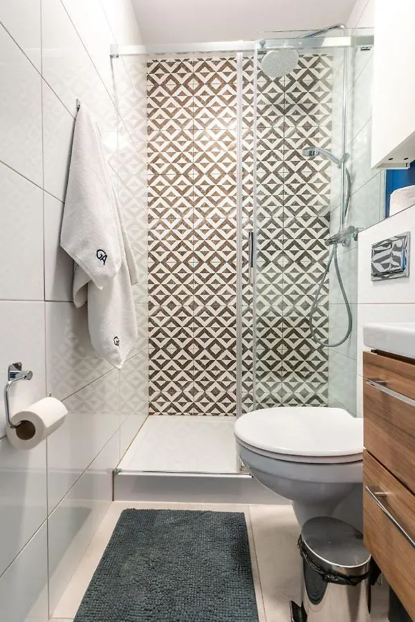 Golden Apartments Warsaw - Brand New And Stylish Apartments - Browary Warszawskie - Ogrodowa 0*,  Poland